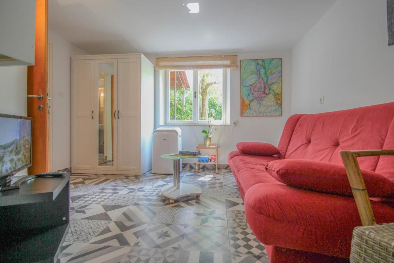 Carla Guest House Novigrad Istria Exteriör bild