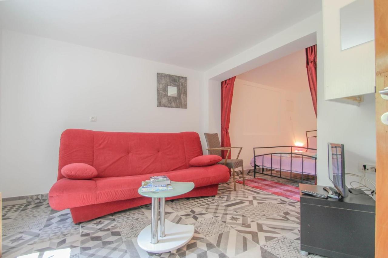 Carla Guest House Novigrad Istria Exteriör bild