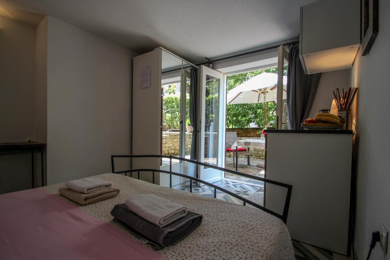 Carla Guest House Novigrad Istria Exteriör bild
